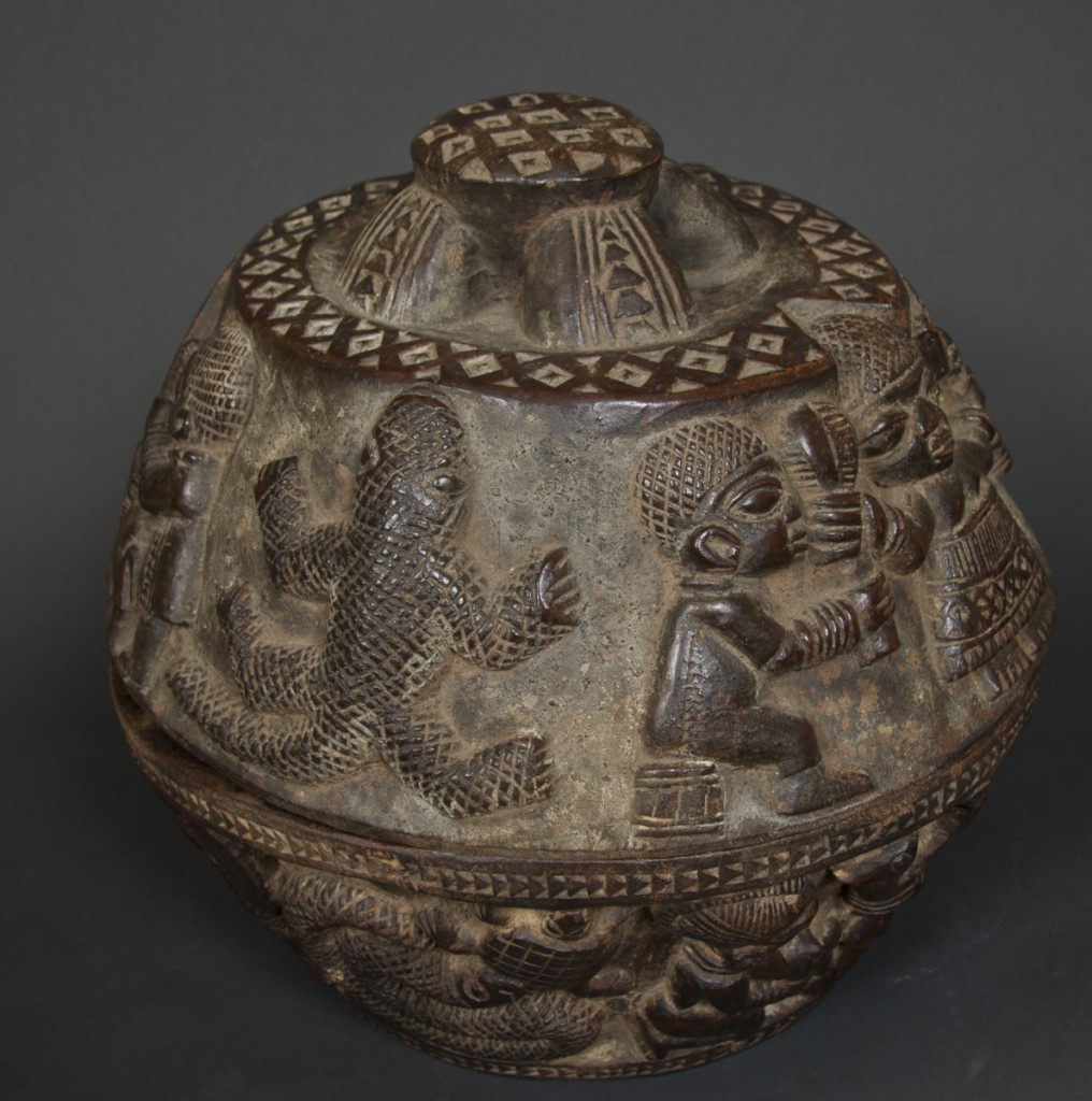 Ifa Divination Bowl Yoruba | Galerie Flak